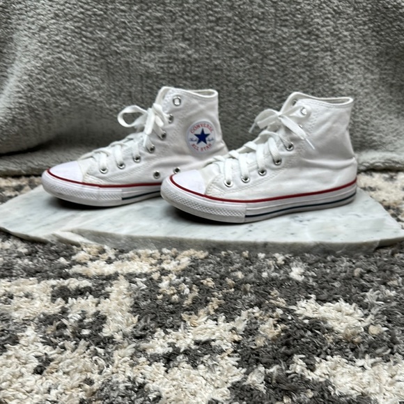 Kids Converse All-Star Hi-Tops - US Sz. 2.5 - Picture 1 of 6